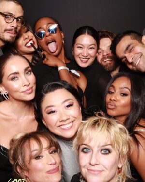 Emma Hunton Instagram - Forever family 🖤

*thanks for the 100k 🥹