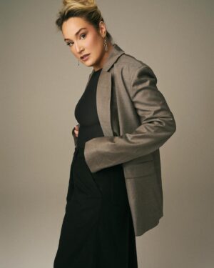 Emma Hunton Instagram - Check out my interview with @graziausa before the mid-season finale of @goodtrouble tonight on @freeform