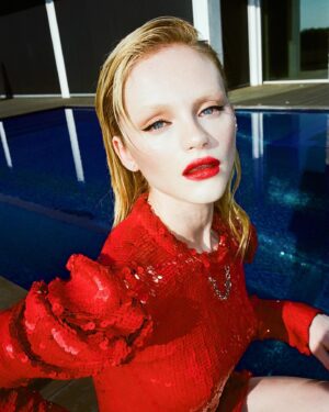 Emma Laird Instagram - Hollywood Rising with mr @myleshendrik ❤️‍🔥 thank you for having me in this wonderful portfolio @elleusa & thank u @louisvuitton @nicolasghesquiere for making me feel devilishly chic