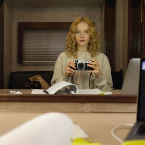 Emma Laird Instagram - 8 episodes down, 2 to go until we wrap season 3 @mayorofkingstown . This is the best season yet. No, really. It is utter madness. June 3rd y’all!!!!! From the bottom of my heart, viewers and creatives of the show, thank you for all the love & support ‘n all that over the years. it’s been one hell of a ride for us all ❤️