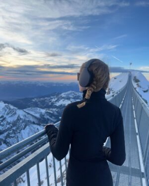 Emma Laird Instagram - January. LA, Gstaad, England, Venice ❤️
