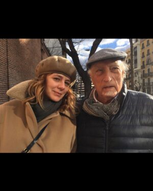 Emma Suárez Instagram - Mi querido imprescindible Manuel Vicent.
📷 @jordi_socias