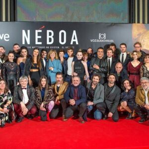 Emma Suárez Instagram - Aquí termina! Ha sido una experiencia increíble que me ha hecho más fuerte. Estoy infinitamente agradecida a todo el equipo técnico y artístico de @neboatve . Gracias a todo el mundo que lo hizo posible! Luchamos hasta el final por hacer una serie digna y lo hicimos  juntos!  Galicia en mi memoria para siempre♥️