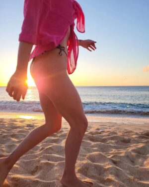 Emma Drobná Instagram - Sunset Beach photo dump🌴🌈🤍