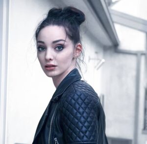 Emma Dumont Instagram - 📷: @frankiedonjae