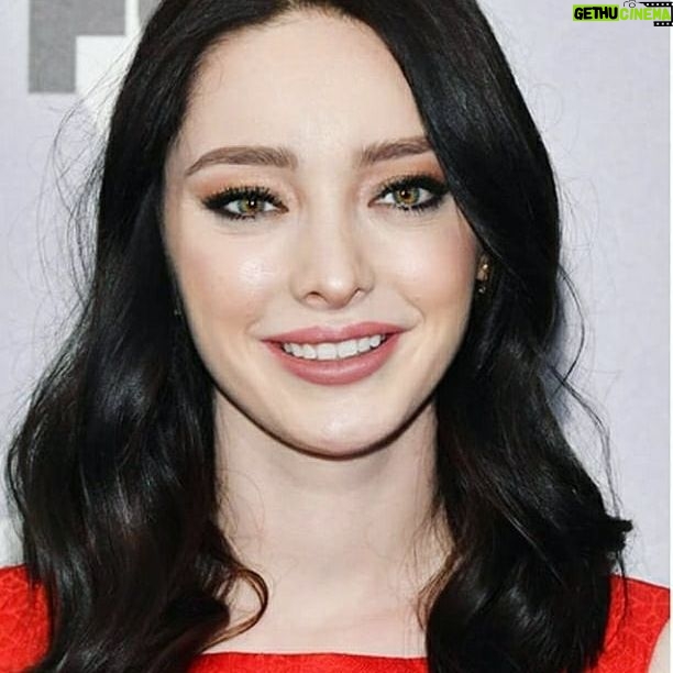 Emma Dumont Instagram - Had such a blast at the @foxtv upfronts last night. So happy to be reunited with my @thegiftedonfox family! ✖❤✖ #thegifted #fox #marvel