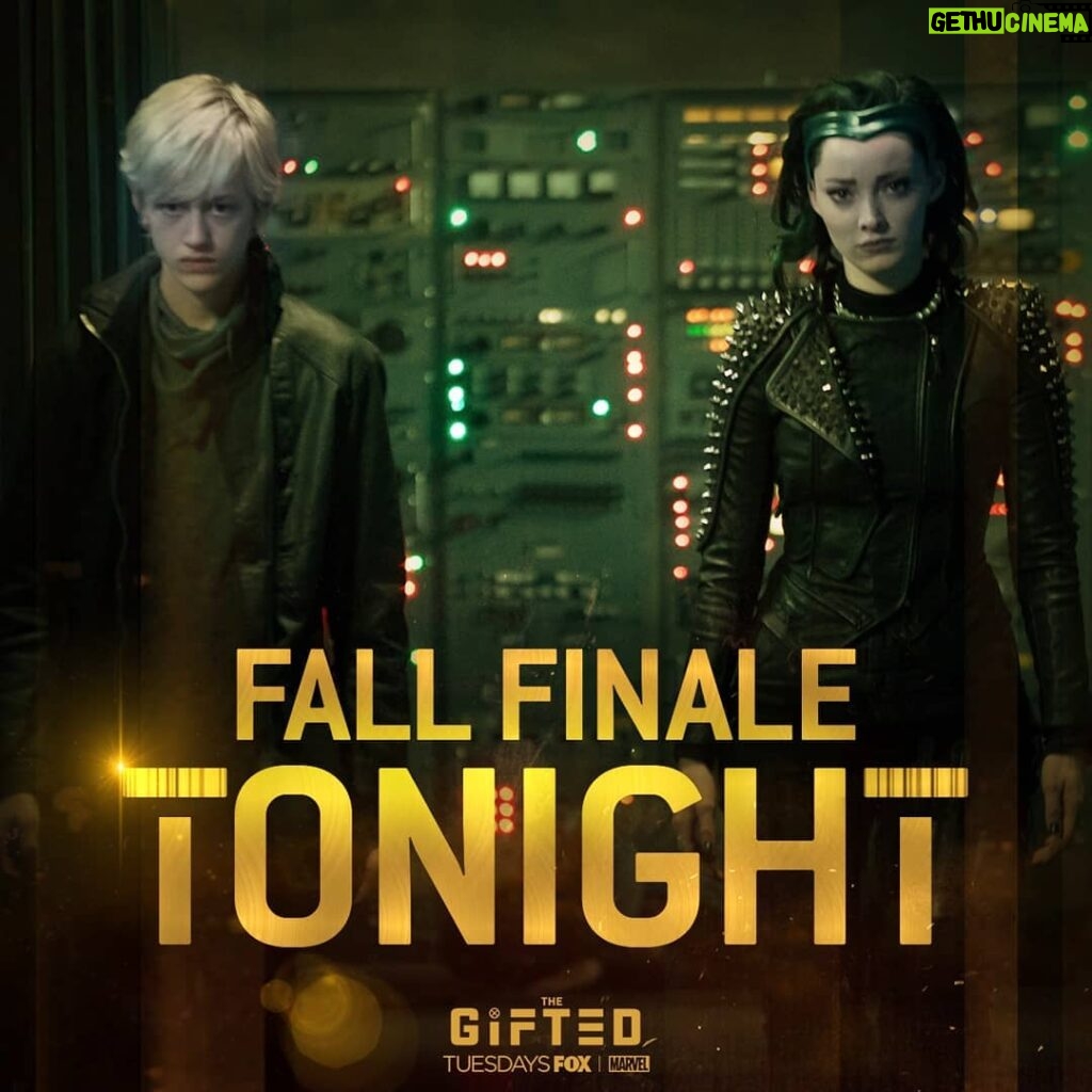 Emma Dumont Instagram - Lorna and Andy say don't forget to watch an all new episode of @thegiftedonfox tonight!