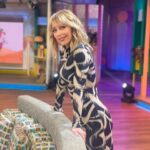 Emma García Instagram - ¡¡¡Buenas noches!!! 🌟🌟🌟 Look : ▫️Joyas @argiajewels ▫️Vestido @theiqcollection Estilista @pepa.carmona Sastra @modabelenmadrid Peluquería @angelrgueez Maquillaje @arquimedesllorens_maquillador #SábadoyFiesta #Tv #MañanaMás #SeguimosEnLaRed @unicorntves @telecincoes @mediasetcom