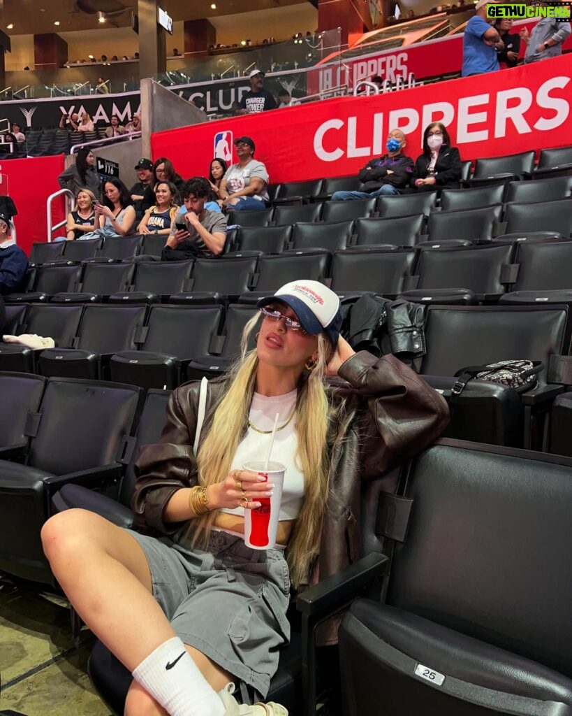 Emma Keitmann Instagram - My first NBA match in LA 🏀😍