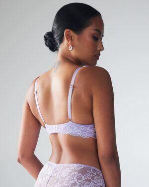 Emmalyn Estrada Instagram - This is 31 ✨ catch me and my bum out on @savagexfenty 🫢🫶