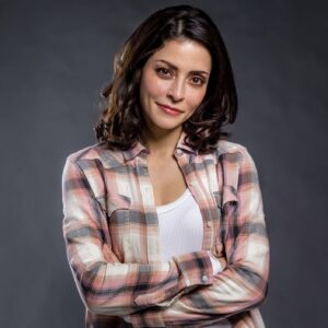 Emmanuelle Vaugier Instagram - This is my ready for the pumpkin patch/ corn maze face! 🎃
.
.
.
.
.
.
.
#spookyseason #Halloween2022 #HalloweenLover #EmmanuelleVaugier #FallFashion2022