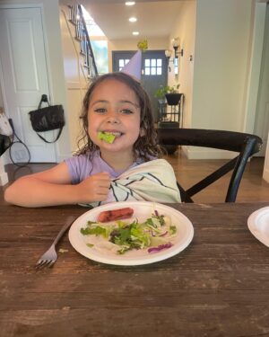 Emme Rylan Instagram - This is 6! The birthday girl had the best weekend celebrating with friends! ❤️ #birthdaygirl #dakotarose