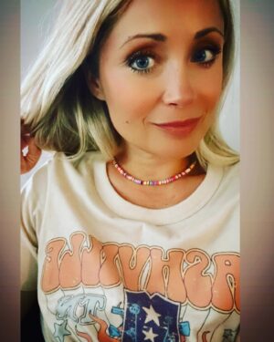 Emme Rylan Instagram - I’m a little late for this Happy Birthday post , but lots of cake was had by all over the past few weeks.  Happy Birthday to my queen @emmerylan and to my rockstar boys Jackson and Levi! I love you all so much ❤️ 
#birthdayseason #happybirthdaytimesthree