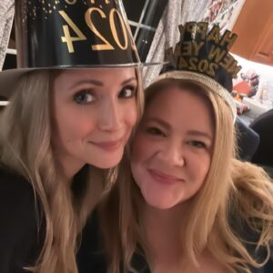 Emme Rylan Instagram - Trip success! Having so much fun with family and friends! ❤️ #happynewyear