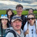 Emmie Reis Instagram - 這週的我們， 數不清有幾次的下水、上岸、 洗裝備、曬裝備 伴隨的是不停的洗澡、卸妝、 梳化、更衣、再洗澡 想不到從一開始， 我被捲浪瘋狂滅頂快嚇死 一直到現在 也開始有個划手樣子了🙂🛶 再不到幾天， 我們就要出發我們的任務了！ 從花蓮出發至石垣島 希望一路天氣晴空萬里 風平浪靜、 人員皆健康平安 Wish us best luck🤞🏻 @letsgokayaking_2024 @arthurlife_