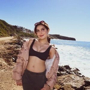 Emmy Perry Instagram - 🌊🤎
.
.
.
.
.
.
.
.
.
.
.
#explore #explorepage #digitalcamera