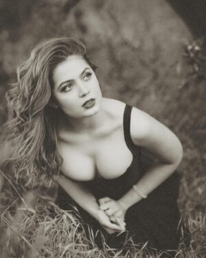 Emmy Perry Instagram - who knows where the time goes?🖤