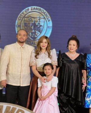 Empress Schuck Instagram - It’s August 1 and we are back on Youtube!♥️ In today’s vlog, we are sharing with you the time when my husband @vinoguingona won the election. Late post is better thab never😄 Vlog link in my bio 📺