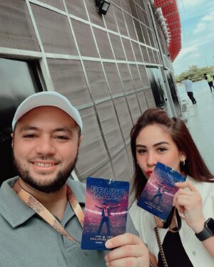 Empress Schuck Instagram - Our first concert together @vinoguingona 🎶♥️ Being early pays off! You got my fan girl heart @brunomars♥️