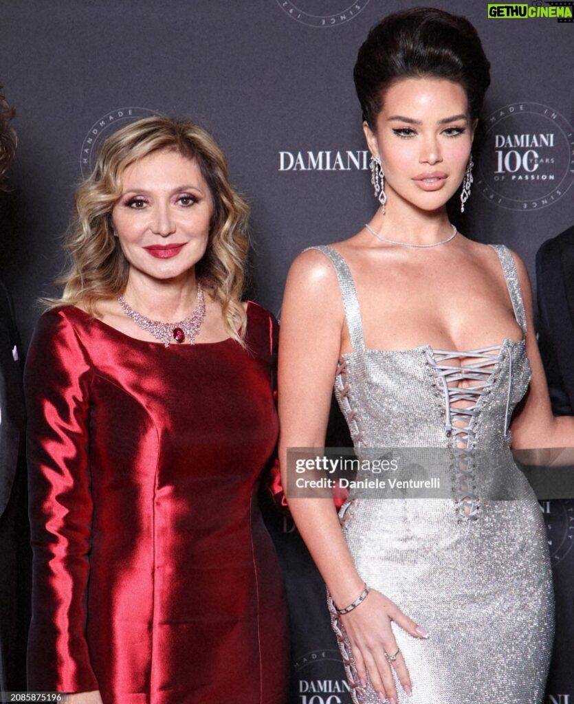 Endi Demneri Instagram - Cento Anni Di Made In Italy ! Cento Anni Di Tradizione ! Grazie @silviagrassidamiani @giorgiograssidamiani @guidograssidamiani per l’incantevole serata ✨ #damiani100years 🤍