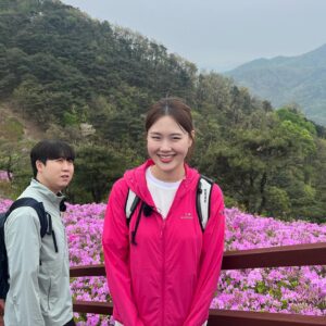 Eom Ji-yoon Instagram - #진달래 #철쭉 #꽃 #잎 #풍경 #미소짓는인생 #자연 #프사 #배경 #사랑 #우정 #등산의목적 #🌸