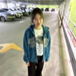 Eom Ji-yoon Instagram - 일찍 끝나서(3시) 롯데월드(잠실)가서 놀이기구타고(시시함ㅋ) 술(한 병 이상)도 마심ㅋ