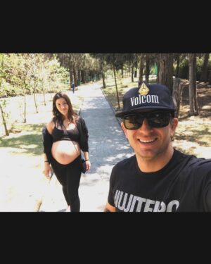 Eréndira Ibarra Instagram - #LaMamaDeRocco
.
El nació y me dio vida a mi. 
.
Soy madre y me sostengo gracias a mi red que cría conmigo. Me siento acompañada y agradecida, GRACIAS INFINITAS ROCCO. 
.
.
#ChamitoCandela #LosMios