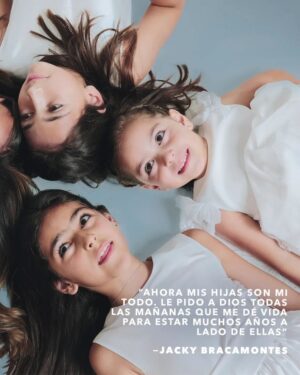 Eréndira Ibarra Instagram - Las mamás de ahora: La maternidad es un viaje de emociones y responsabilidades que transforma por completo la vida de una mujer. En este especial del Día de las Madres, honramos el amor, aplaudimos el sacrificio y celebramos todas sus formas. Platicamos con Joy y Diana Atri, Jacky Bracamontes, Camila West, Eréndira Ibarra, Pamela Cerdeira y más mamás para conocer su visión personal de esta experiencia única. 

No te pierdas las entrevistas completas en el link de nuestra bio ☝🏻

Foto: @luiscalderonphoto
Maquillaje y Peinado: @cmprbeauty 
Texto: @maitecuesta_
Estilismo: @lupislupismb
Producción: @brendafdzu
.
.
.
.
.
#proudmom #diadelasmadres #mama