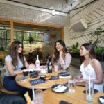 Erika Packard Instagram - Womens day with the best ! All my favourite women and Baileys a perfect combination . We talked for hours , laughed laughed for hours , delicious baileys coctails , coffee and topped off baileys on some delicious food. What a perfect evening 💜. . . #DrinkResponsibly #hosted @thebarindia @perchinbombay