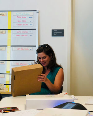 Erin Burnett Instagram - Oh baby! 👶🏻 Sending @erinburnett off with cupcakes  and a game of “Guess Who,” Team #OutFront baby photo 📷 edition. Best wishes to Erin and her growing family