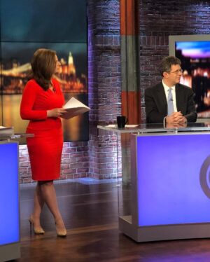Erin Burnett Instagram - @erinburnett is armed with all 448 pages - and a studio of experts - as she combs through the release of the #Mueller report. 
What were your biggest takeaways?