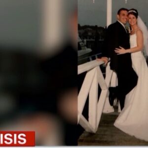 Erin Burnett Instagram - "I thanked him for being the most amazing husband and for making me feel cherished and loved every single day." Maura Lewinger describes saying goodbye to her husband over FaceTime as he died from coronavirus. "Then the doctor took the phone and he said, 'I'm sorry. But there's no more pulse,'" she tells @erinburnett.