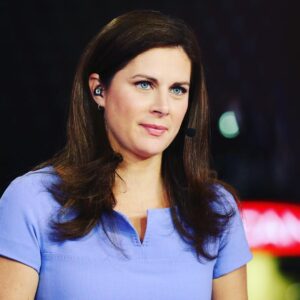 Erin Burnett Instagram - @erinburnett is live in #Cleveland for the #GOPConvention. #RNCinCle 🐘🇺🇸