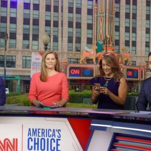 Erin Burnett Instagram - Erin Burnett is anchoring LIVE from CNN's 'Game Day' set in Detroit with a panel of the best in the business ahead of Tuesday & Wednesday nights’ CNN Democratic debates. #demdebate