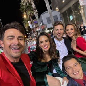 Erin Cahill Instagram - What a JOY to be in the #HollywoodChristmasParade with these beautiful humans to represent @hallmarkchannel !  It will air December 15th on @thecw. HUGE shout out to the wonderful @martinkatzjewels for the absolutely stunning jewelry 🙏💎❄️ and @periellenb for making it happen! (See the 4th pic. Dazzled!). Thank you to my amazing Seester @laurenicahill for the dress!  And, thank you @nicolewittman & @tildebymatilde for the old Hollywood glam! 🥰. And, to dear @i_am_sweet_sam and the whole Hallmark team for inviting me and taking such great care of us last night! It was so wonderful to spend that time with everyone and run into friends.  I laughed until my sides hurt and am so thankful for the memories!  #christmas #countdowntochristmas