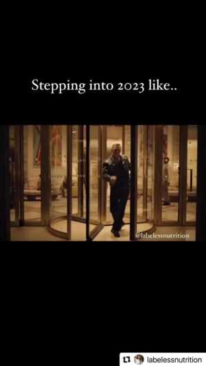 Erin Cahill Instagram - Happy New Year’s Eve, Wonderful Ones!  For so many of us this year has been the full gamut. Joy and Loss, Exploration and Growth, Challenge and Magic… and everything in between. I’m choosing to dance into 2023 with gratitude and open arms for the unknown possibilities that lie ahead for all of us. What are YOU bringing into your New Year?  Wishing each one of you so much love and a year ahead that is better than you could dream! 💗🎊🥂🍾
