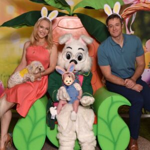 Erin Cummings Instagram - Happy Easter from our dorky family to yours. 

#HappyEaster