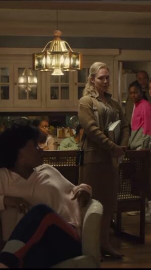 Erin Cummings Instagram - It is with humility and honor that I share the trailer to King Richard, a powerful origin story of a real life family of Superheroes. 

I cannot wait for all of you to see this film that has been so long in the making. Start your Oscar predictions now - especially in the Best Actor category. 

@WillSmith and this exceptional cast will break your heart, lift your spirit and make you believe in fighting against all odds and knowing your worth. 

@WillSmith & #AunjanueEllis, #ReinaldoMarcusGreen @venuswilliams @serenawilliams @wbpictures @warnerbrosentertainment
@demisingleton @saniyyasidney @thereallaylac @danieledeniselawson @carpeingdiem

To my friends at #RichDeliaCasting, thank you for seeing me as something outside of my usual casting. Thank you for trying something different and for believing in me. And the Academy Award for Best Casting in a Feature Film goes to…

#KingRichard #trailer #WillSmith #VenusWilliams #SerenaWilliams #TundePrice #LyndreaPrice #IshaPrice #RichardWilliams #BrandiWilliams