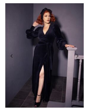 Erin Cummings Instagram - We’ve been waiting for months to share these images and the wait is finally over! 

The EXCITING and GLORIOUS collaboration between @vixen_by_micheline_pitt, @la_femme_en_noir_ & BEETLEJUICE has just dropped on their pages.

I was thrilled when @michelinepitt asked me to embody the role of Delia, brilliantly portrayed in the movie by my idol, #CatherineOhara, for this shoot. 

I hope you have as much fun wearing these beautiful dresses and accessories as I did modeling them! 

#vixenbymichelinepitt #lafemmeennoir #beetlejuice