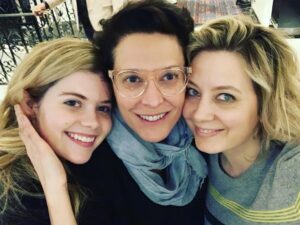Erin Daniels Instagram - The three ladies! #lestroisgraces #thesurrogatefilm
