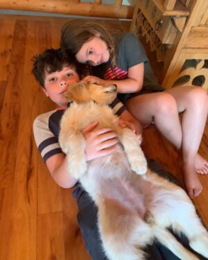 Erin Daniels Instagram - Baby Roxy! We’ve been through about 8,000 names, and this one stuck. #kidsandpuppies, #foxyroxy, #purelove