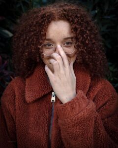 Erin Kellyman Instagram - Big up my guy @jinceman for chasing me down while I was shopping last week. I probs shouldn’t have walked away with a random stranger asking to take portraits but I’m glad I did. Such a humble, talented guy.