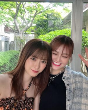 Erina Ikuta Instagram - 福岡でのコンサートありがとうございました！
⁡
地元でのコンサート
めちゃくちゃ楽しかったです！！
⁡
幼馴染みの本村碧唯ちゃんも
遊びにきてくれた！
⁡
⁡
この前あったばっかなのに
話すこともたえんくて会う約束を必死にたてる
俺ら可愛くね？笑
⁡
#morningmusume24 #モーニング娘24 #helloproject #えりぽんかわいい #生田衣梨奈のVSゴルフ6 #生田衣梨奈 #ootd #l4l #love #ゴルフ女子 #本村碧唯 #幼馴染み