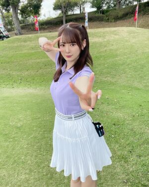Erina Ikuta Instagram - Sanrio Smile Golf Tournament 
サンリオカップに行ってきたよ！！！！
⁡
⁡
今日も楽しすぎた♡
⁡
島田すずさんの組として頑張りました♡
大好きな2人🫢
なみきちゃんとあおい夏海さんと一緒で
⁡
なみきちゃんとは初ゴルフ♡
夏海さんはお姉さんで頼もしい！！
⁡
キャラクターたちにあえて幸せでした♡
⁡
1枚目誰にしよーかな？って思ったんやけど。。。
クロミちゃんとのツーショット！
⁡
#morningmusume24 #モーニング娘24 #helloproject #えりぽんかわいい #生田衣梨奈のVSゴルフ6 #生田衣梨奈 #ootd #l4l #love #ゴルフ女子 #サンリオ #サンリオカップ #マイナビネクストヒロインゴルフ #クロミ #なみき ちゃん #あおい夏海 さん #島田紗 さん #CELFORD #lecoqsportif