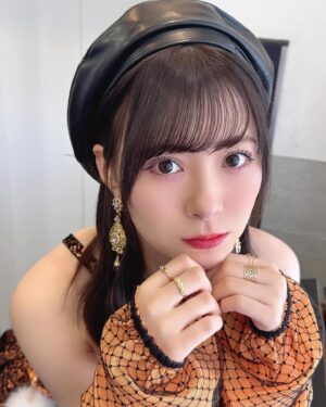 Erina Ikuta Instagram - いつか争う事ない優しき時代が
この世界中包み込むさ
⁡
⁡
歌詞良すぎて
この前本番中泣きそうになった🥲
⁡
#morningmusume24 #モーニング娘24 #helloproject #えりぽんかわいい #生田衣梨奈のVSゴルフ5 #生田衣梨奈 #ootd #l4l #love #ゴルフ女子 #オレンジ
