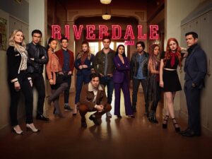 Erinn Westbrook Instagram - Who’s been watching..? 🖤 #Riverdale