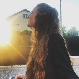 Erza Muqoli Instagram - ☀️