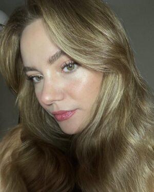 Eslem Akar Instagram - Hellööö😌