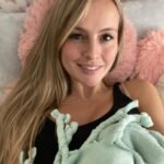 Esmeralda Moya Instagram - La vida es mejor sin filtros, salvaje y bella (la vida).