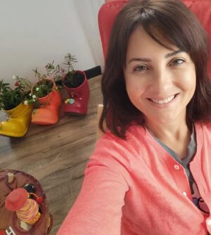 Esra Harmanda Instagram - Nerdesin?